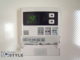 温度設定が簡易なキッチン部給湯器リモコンパネル